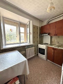 Продам 1 ком. кв, 3 этаж, ул. Аманжолова д. 7>