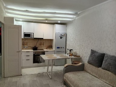 Продается двухкомнатная квартира с мебелью