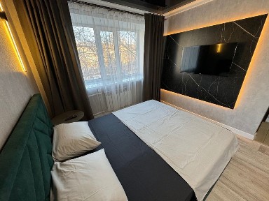 Павлова 11 (Кинотеатр Шакена Айманова, ТД Артур, ТД Алатау)