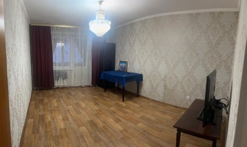 3 комн р-он 8 школы