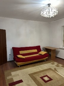 Сдаю 2х комнатная квартира