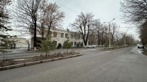 Сдам здание с участком в аренду