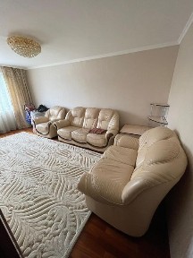 Продам 3 комн. квартиру в районе Ударника, центр, ленинг. планировки