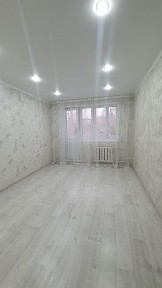 Продам 2 ком квартиру 4/5 улучшенной планировки р-он Беста.