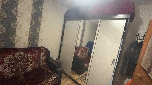 продам2 х комнатную квартиру