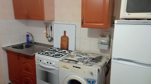 Сдам помесячно квартиру