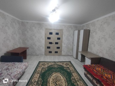 1бөлмелі пәтер ұзақ мерзімге жалга беріледі