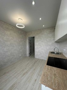 Продам 1-ком Аэропорт! 37,5 квадратов! С Ремонтом! Новый Дом!