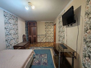 Квартира 2 комнатная сдаём Абая Алтынсарина. Рядом с Метро ст. СарыАрка