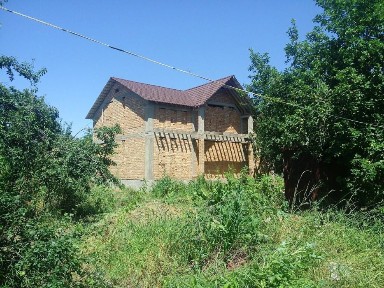 Продается дача в Алматы не доезжая КИЗ