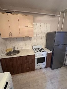 Сдам 1-комнатную новой планировки 1 этаж из 5-ти З-д Кирова