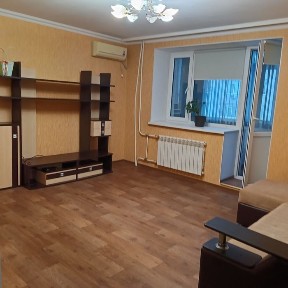 Сдам 2-х ком. кв. на длит. срок р-н Болашак.