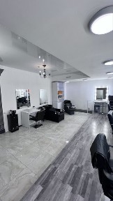 Сдам кресло в салоне для мастеров