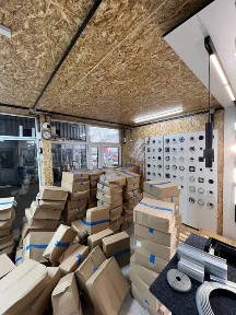 Сдается помещение 40 тонник 4 штук контейнер