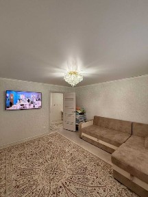 продается 2 ком квартира район Петровского