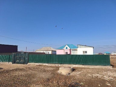 Үй сатылады Титовта орналасқан