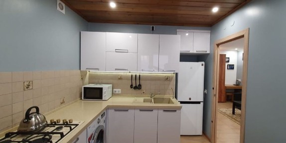 Сдам 1-комнатную квартиру помесячно