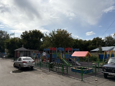 Продам 2-ю квартиру в центре !