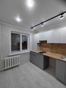 Продам 1 комнатную квартиру с ремонтом на 2 этаже