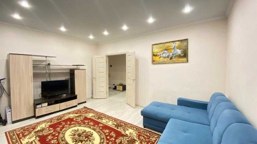 Продаётся просторная 2-комнатная квартира в районе Жас Оркен