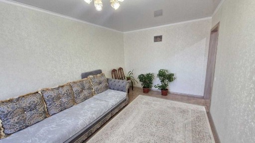 Продам 2-х комнатную квартиру ( Абая 120 А )