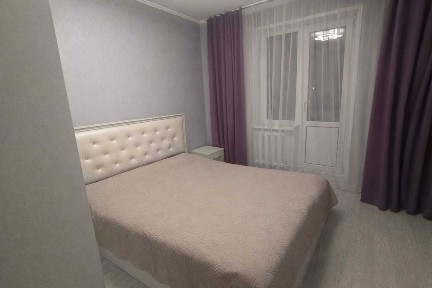 Продается 3х комнатная квартира в центре.