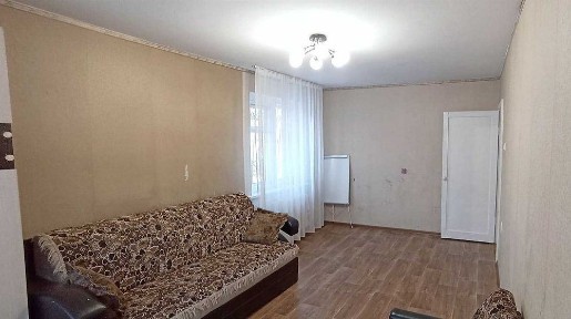 3х комнатная квартира 2 этаж. Квадратный коридор. По ул. Строителей