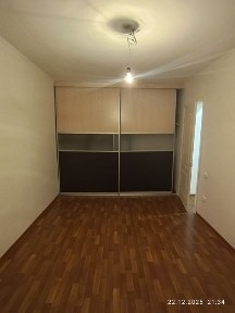 Двухкомнатная квартира Продам. Женис