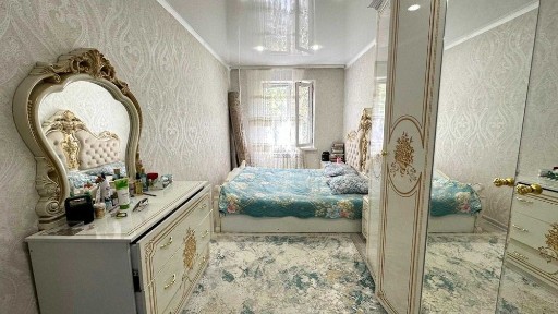 Продаётся 2 х ком квартира мкр Жетысу Аида Империя