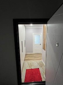 Екі бөлмелі жаңа пәтер жалға беріледі апортқа жақын Кулжинка трасса.