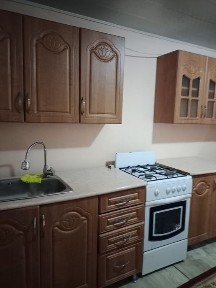 Шымкент. 2 бөлмелі үй жалға беріледі, ай сайын 50000т Алаш, Барыс базары