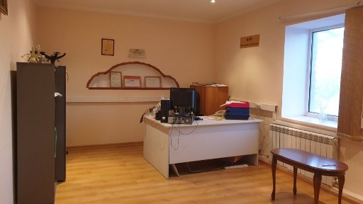 Продается двухэтажный жилой дом с цокольным этажом