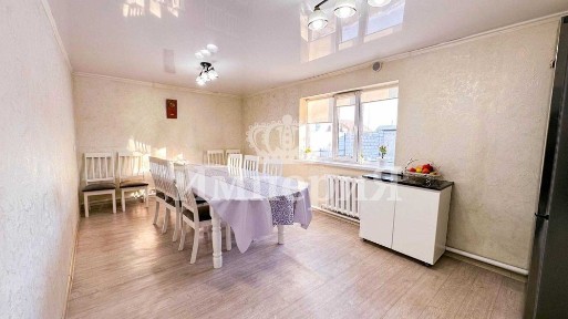 Продам Дом на 4 ком по Алимжанова Алишер Империя