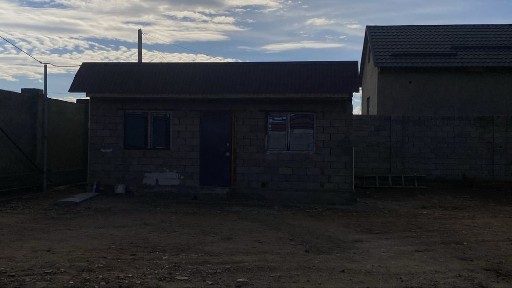 2 ух этажеый Дом с цокольным этажом