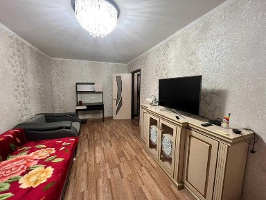 Продам 2 комнатную квартиру в районе Городского отдела полиции!