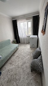 Продам квартиру 3 комнатную по абая пушкина