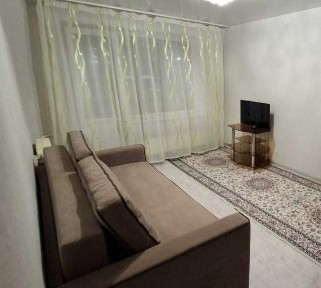 Продам 1комнатную квартиру 19мкр нов планировки