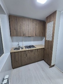 Центре 2х комнатная квартира 4 этаж Айбергенова Альфараби