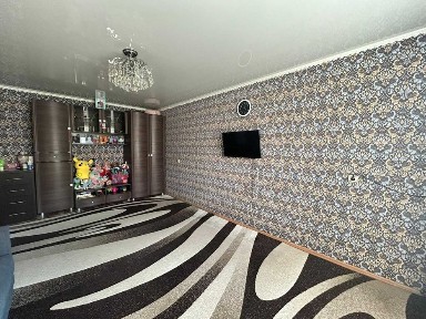 2х комнатная квартира на 4\5 по 50 лет Октября, 84, УНИВЕРСАМ