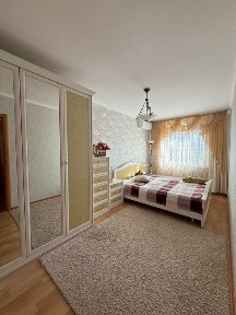 Продам 4-х комнатную 9 мкр