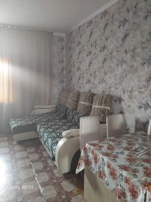 Продаётся 1 комнатная благоустроенная квартира Жетиген 23