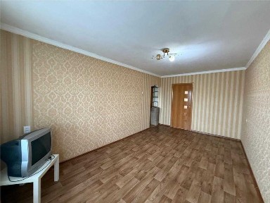 Прoдам 2 комнатную квартиру в 15 мкр. Майкудука: