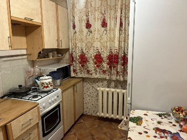 Сдам 2 комн. квартиру на длительный срок