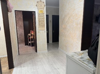 Продается трехкомнатная квартира