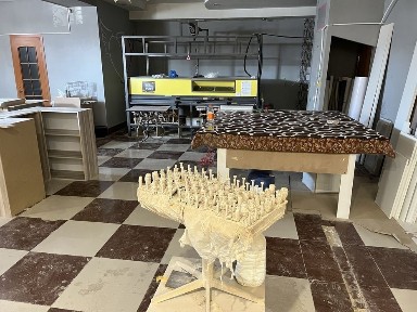 Мебельный цех в центре города