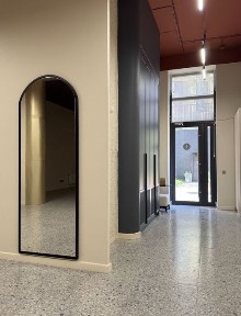 Стол бровиста, визажиста в аренду