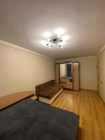 Сдам 2 комнатную чистую квартиру в районе Вокзала