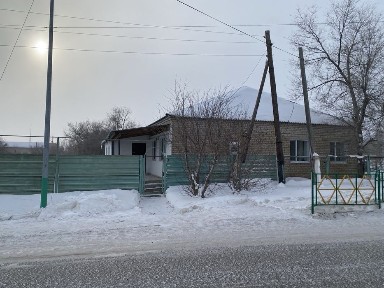 Продаётся отдельный жилой дом в центре г. Алга