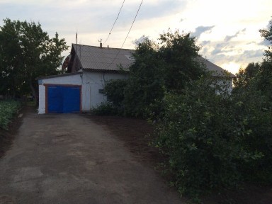 Продам 3 комнатную квартиру в двухквартирном доме!