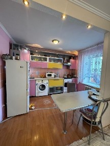 Продам 3-комнатную улучшенную квартиру